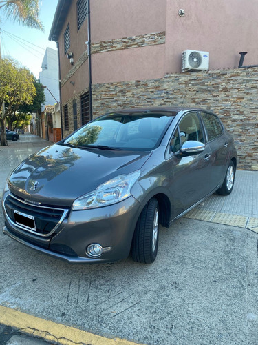 Peugeot 208 1.5 Allure Touchscreen
