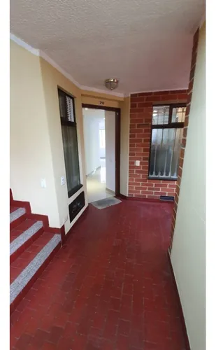 Venta Apartamento Salitre 86 Mts, Piso 2, Garaje, 4 Hab, 3 Baños