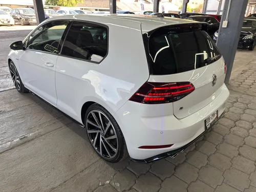 Volkswagen Golf R 2.0 4motion Dsg