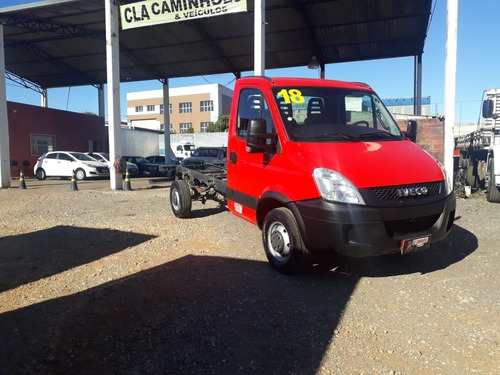 Imagem 3 de 13 de Iveco Daily 35s14 Ano 2018 Chassi,aceita Troca Caminhonete