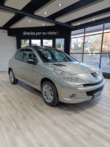 Peugeot 207 1.6 Xt