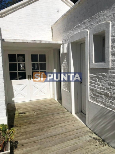 Imagen 29 de 30 de Casa En Venta - Laguna Blanca