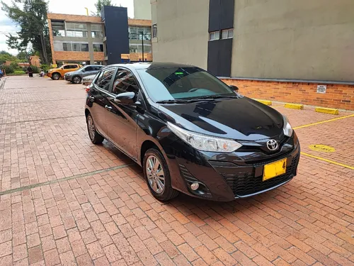 Toyota Yaris Xl 1.5 Mecánico 2022