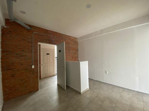 Imagen 2 de 4 de Oficina Comercial En Renta Jacarandas