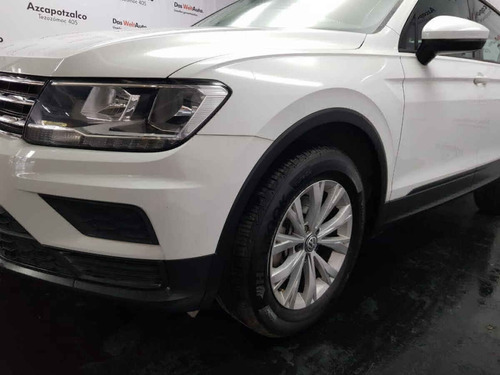 Volkswagen Tiguan 2019 5p Trendline Plus 1.4 L4/1.4/t Aut