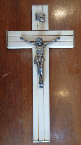 Antiguo Crucifijo De Madera Y Cristo De Peltre