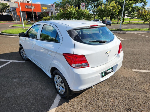 Chevrolet Onix 1.0 MPFI LT 8V FLEX 4P MANUAL