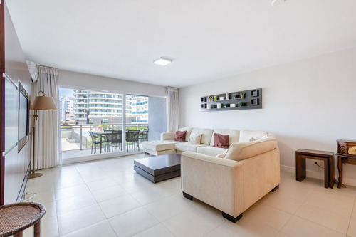Venta Departamento 3 Domitorios En Playa Brava