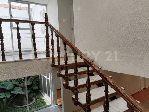 Casa En Venta En Parque San Andrés Coyoacán Cdmx