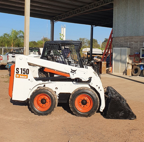Minicargadora Bobcat S150