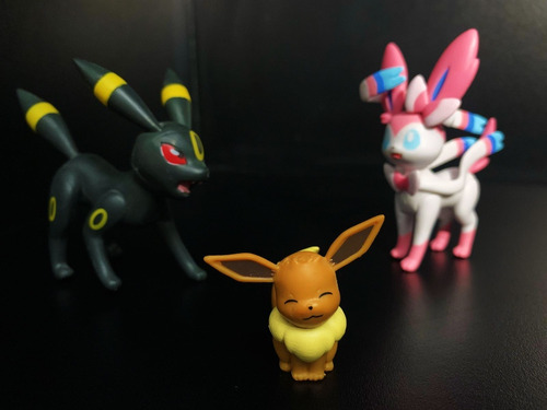Lote Figuras Pokémon Eevee Sylveon Umbreon