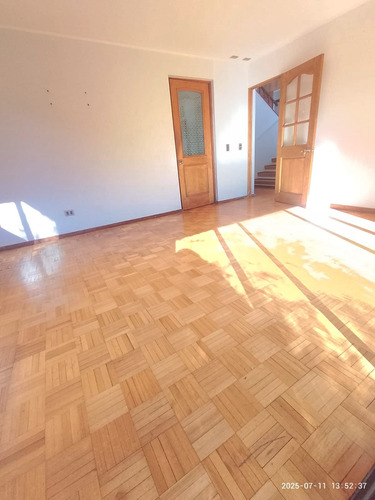 Arriendo De Gran Casa Ideal Para Empresas, Instituciones
