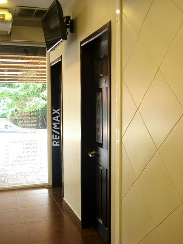 Imagen 4 de 15 de Re/max 2mil Vende Local Con Fondo Comercio (pizzeria) En La Asunción, Municipio Arismendi