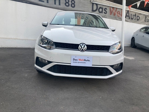 Imagen 10 de 12 de Volkswagen Vento 2020 1.6 Confortline At