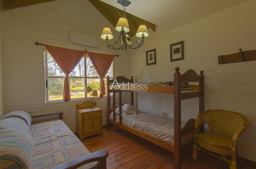 Casa En La Arbolada, Punta Del Este- Ref: 3074