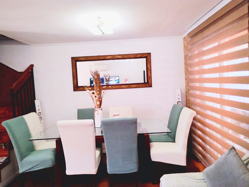 Casa De Tres Niveles En Condominio! Descuento En Comision