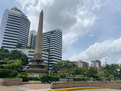 Altamira, Se Alquila Oficina O Local Para Consultorio. Beatriz Pacheco Mls #25-23542