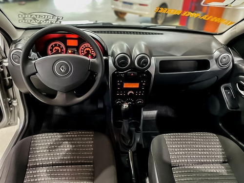 Imagem 8 de 15 de Renault Sandero 1.6 Privilege 8v 2012 Sem Entrada