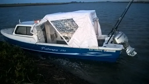 River Truck Cabinado (tracker)