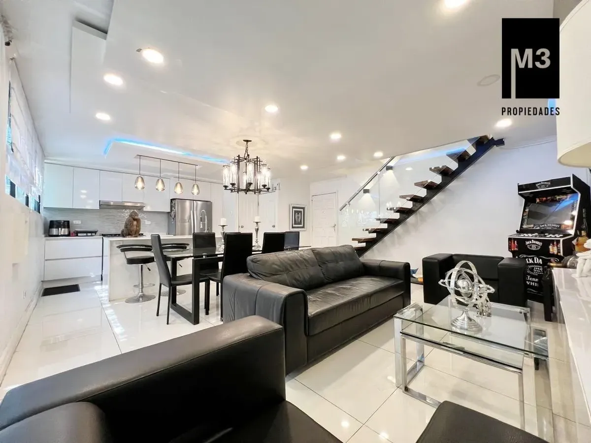 Imagen 2 de 17 de Un Clásico Dúplex Remodelado En El Corazón De Providencia