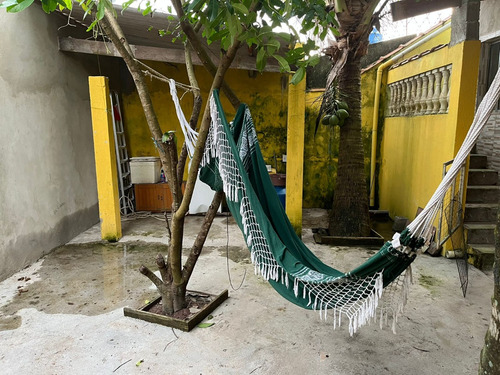Casa Com 3 Dormitórios E Próxima De Comércios Em Itanhaém Litoral Sul De Sp