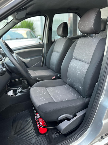 Renault Logan 1.0 16v Expression Hi-flex 4p