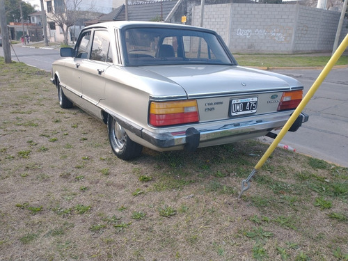 Imagen 5 de 18 de Ford Deluxe