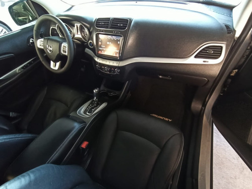 Imagen 10 de 15 de Dodge Journey R/t 2013