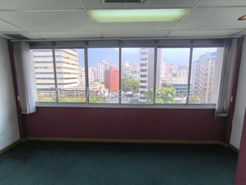Oficina En Alquiler 3 Cubiculos Caracas Av Libertador Db 25-18654