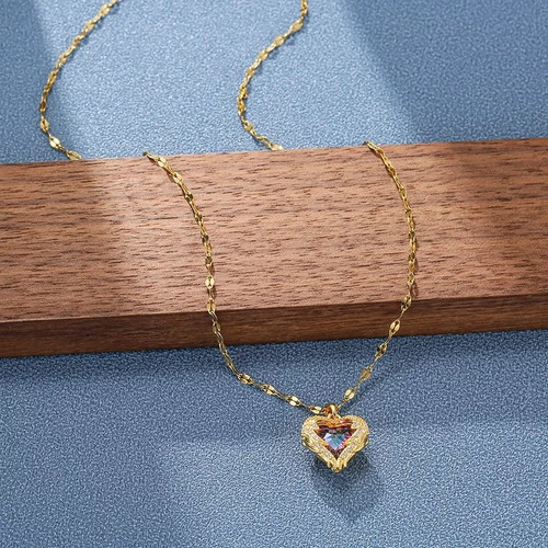Imagen 6 de 10 de Collar Dije Corazón Acero Oro Rosa Con Cristal Rosa Iced