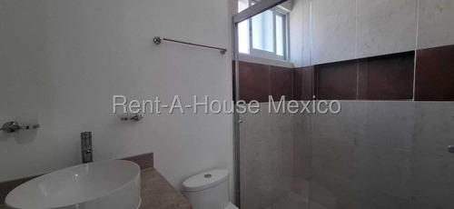 Se Renta Casa A Estrenar En Zaru, Ofrece 3 Recamaras, Amplios Espacios Qh 25-3306/1191