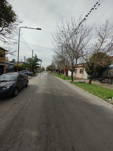 516 E/- 6bis Y 7. Vendo Local Y Cocheras S/ Lote 10 X 40 Mts. Retasado!! Oportunidad! Antes U$s 75.000.- Ahora U$s 59.000.-