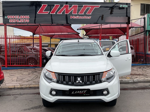 Mitsubishi L200 2.4 Triton Sport Hpe S Cab. Dupla 4x4 Aut. 4p