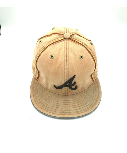 Gorra New Era Especial Orejeras Atlanta Mlb Deslavada 7 3/8 Beige 7 3/8 Bordado (Usado)