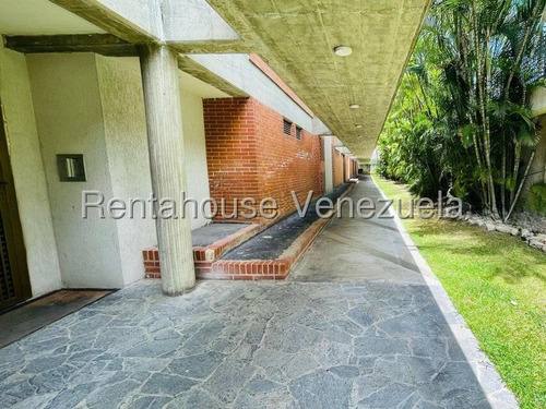 Alquilo Comodo Apartamento La Castellana Yf