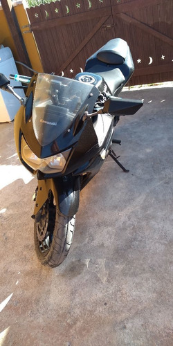 Imagem 2 de 8 de Kawasaki 2011
