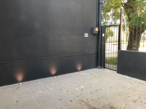 Imagen 11 de 14 de Casa 2 Dormitorios Venta Pérez Castellano A Nuevo