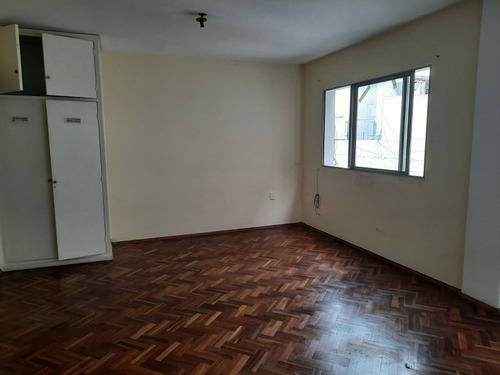 Apartamento Monoambiente En Alquiler, 1 Dormitorio, Centro