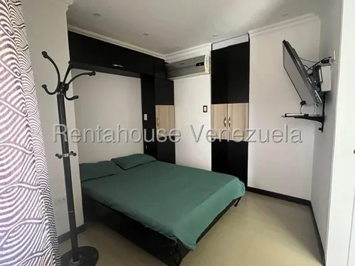 Bello Campo Mls# 25-12102 Wm