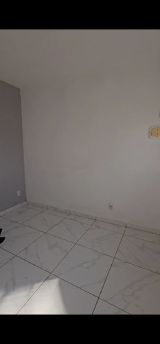 Aluga-se Apartamento 1 Dormitório Com Sacada