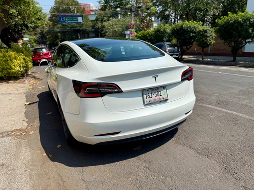 Tesla Model 3 Standar Range Autonomia Auto Pilot