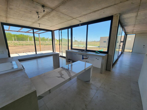 Casa En Venta En San Sebastian | Vco Propiedades
