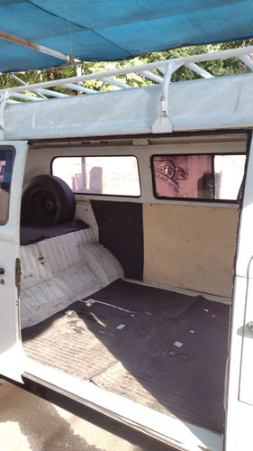 Imagem 3 de 7 de Kombi Standard 1.4 Flex 2008