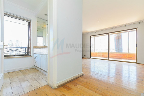 Departamento En Venta De 3 Dorm. En Las Condes