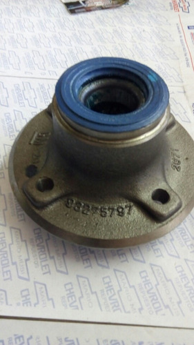 Maza De Rueda Trasera Chevrolet Corsa Pick Up 95/03 93261829