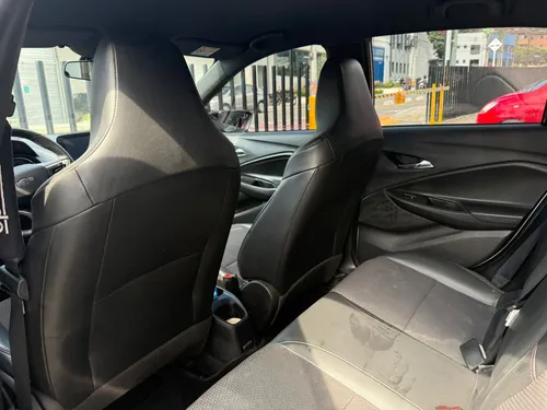 Chevrolet Onix 1.0T Rs Mt