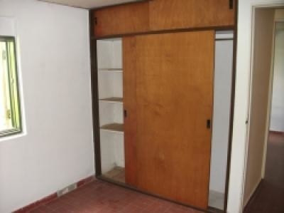 Imagen 6 de 7 de Ipona / Kennedy Departamento En Venta De 3 Dormitorios, Con Terraza Propia