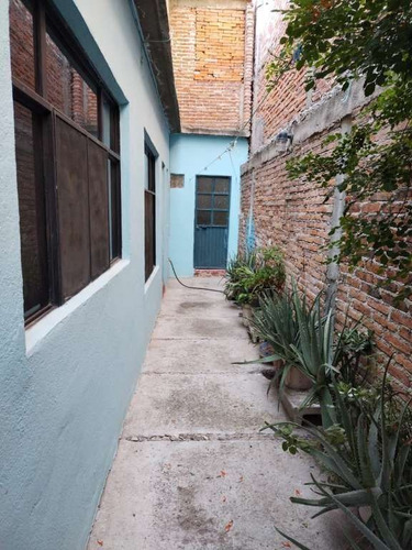 Imagen 4 de 15 de Casa Mascareña En Venta, Colonia Independencia En San Miguel