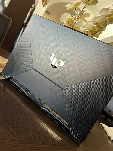 Laptop Asus Tuf Gaming A15 Ryzen 5 Negro (Usado)
