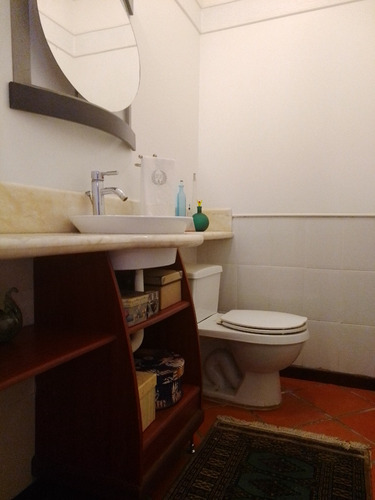 Se Vende Town House En Santa Ines 385m2, 4h/1e/4b/6p